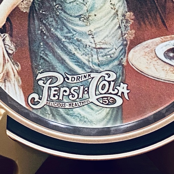 🌟HP🌟VTG 1970s Pepsi Cola Gibson Girl Metal Serving Tray/Wall Hanging by Fabc… - Picture 4 of 8